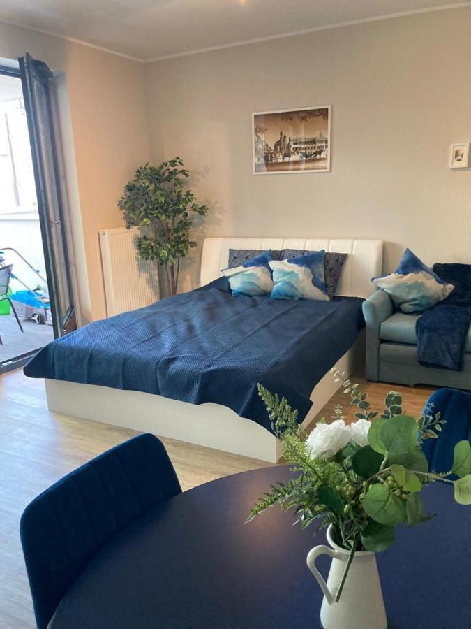 Ferienwohnung Wislane Tarasy 2.0, Free Parking, Private Garden Krakau Exterior foto